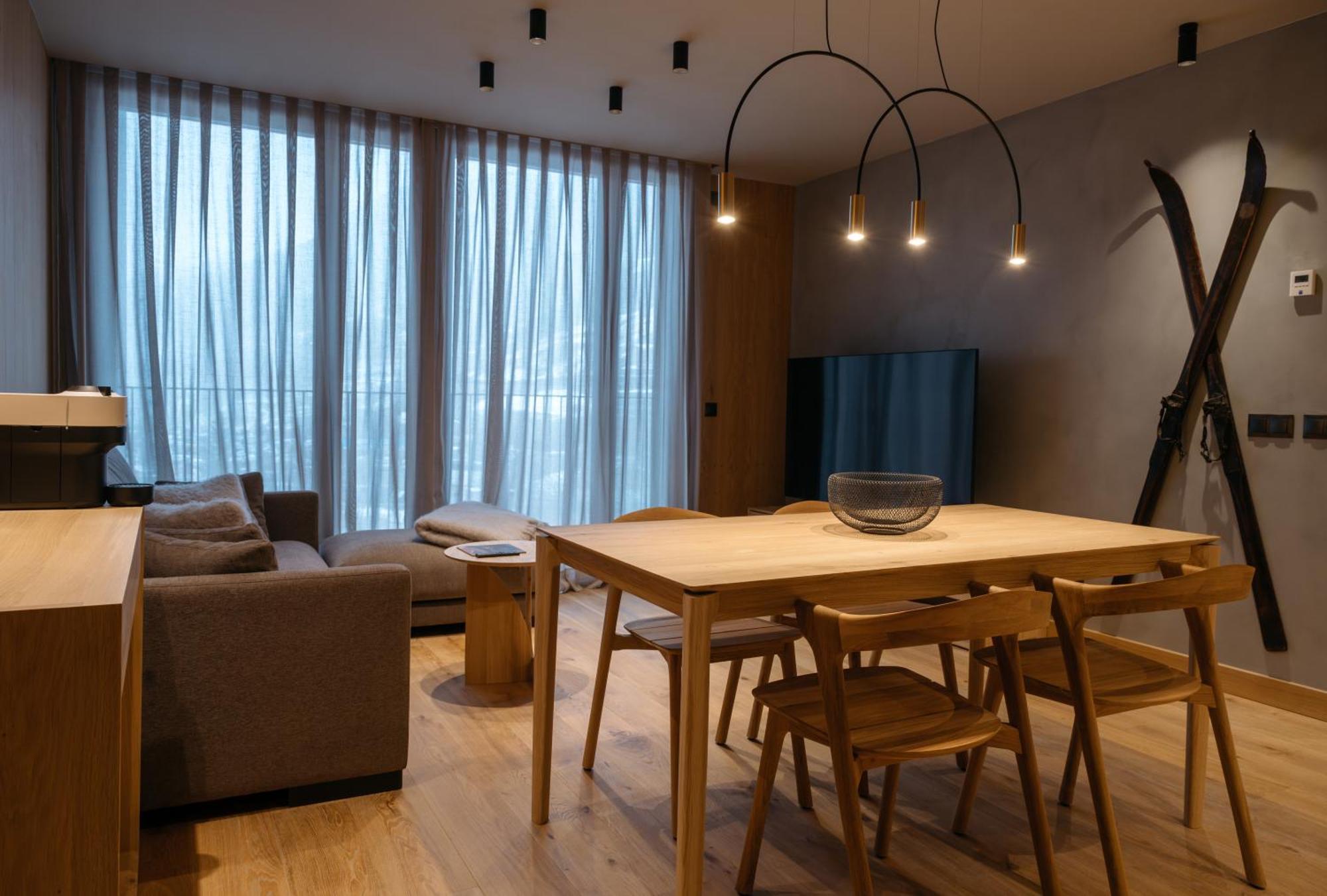 אל טארטר Isard Residences By Leo מראה חיצוני תמונה